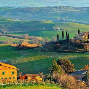 A Night in the Tuscan Countryside