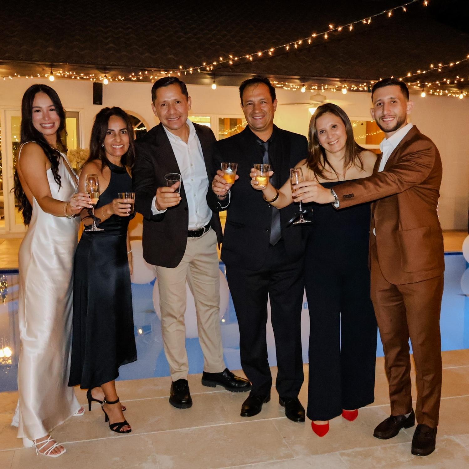 Brindis for our engagement party!!