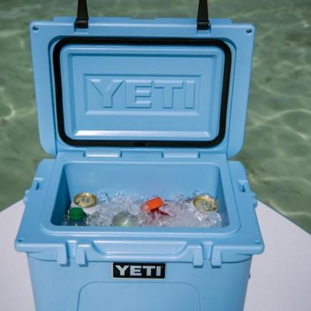 Yeti Tundra Roadie (blue)