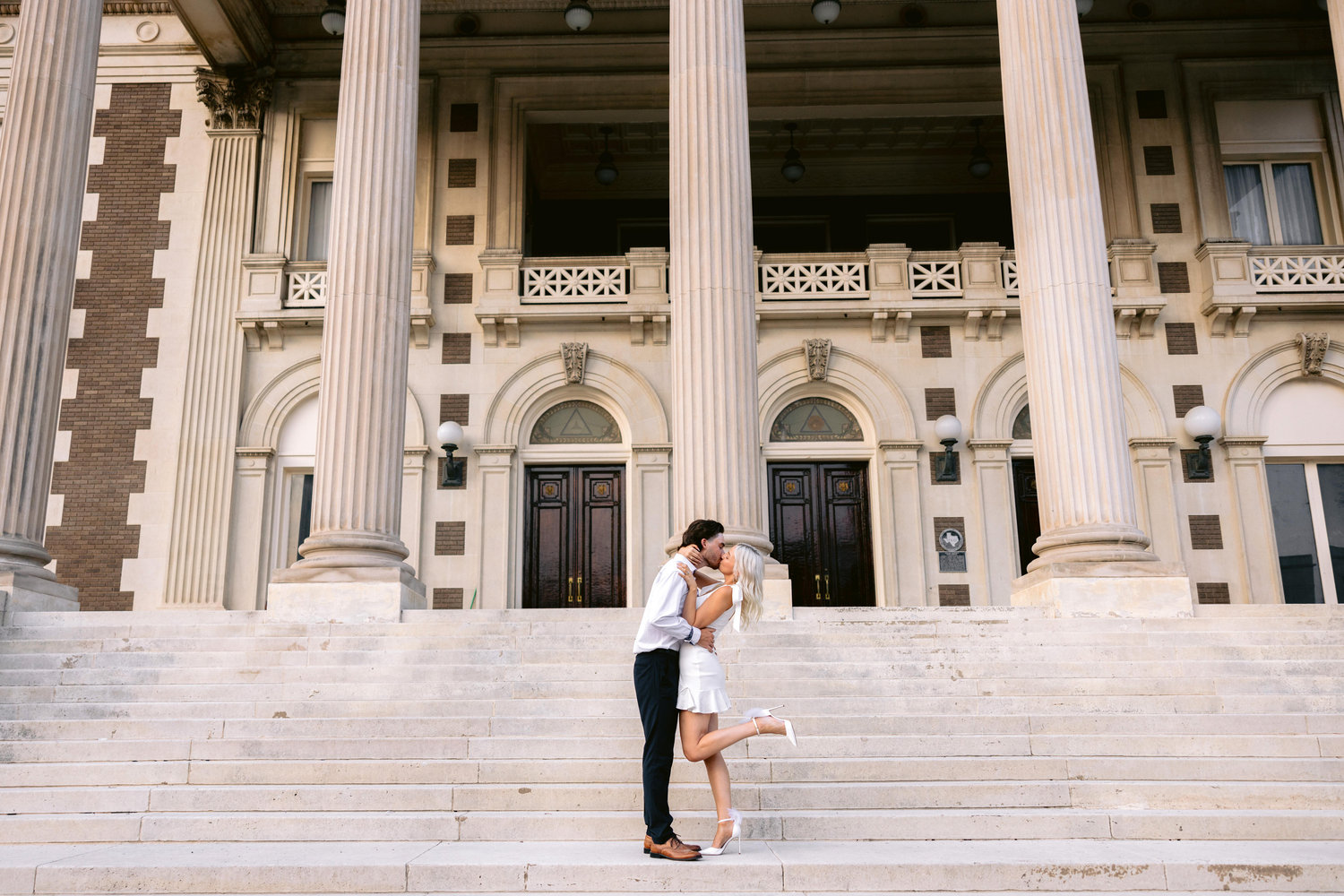 The Wedding Website of Hannah Martin and Mason Henzler