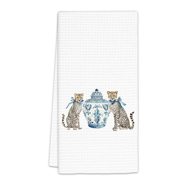 FIicy Blue and White Porcelain Leopard Kitchen Towels, Chinoiserie Cheetah Decor Dish Towels, Preppy Decorative Hand Towels for Bathroom Kitchen,Chinoiserie Leopard Bathroom Kitchen Decor(16x24 Inch)