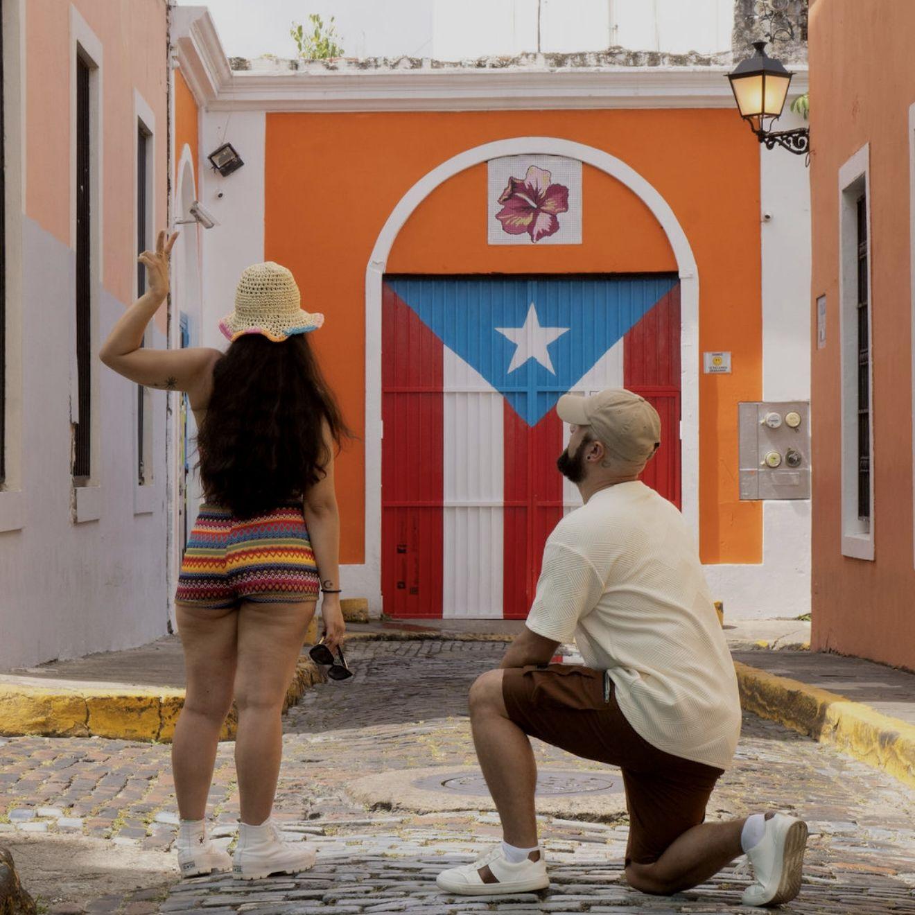 He proposed 🥳🥳🥳🥳🥳