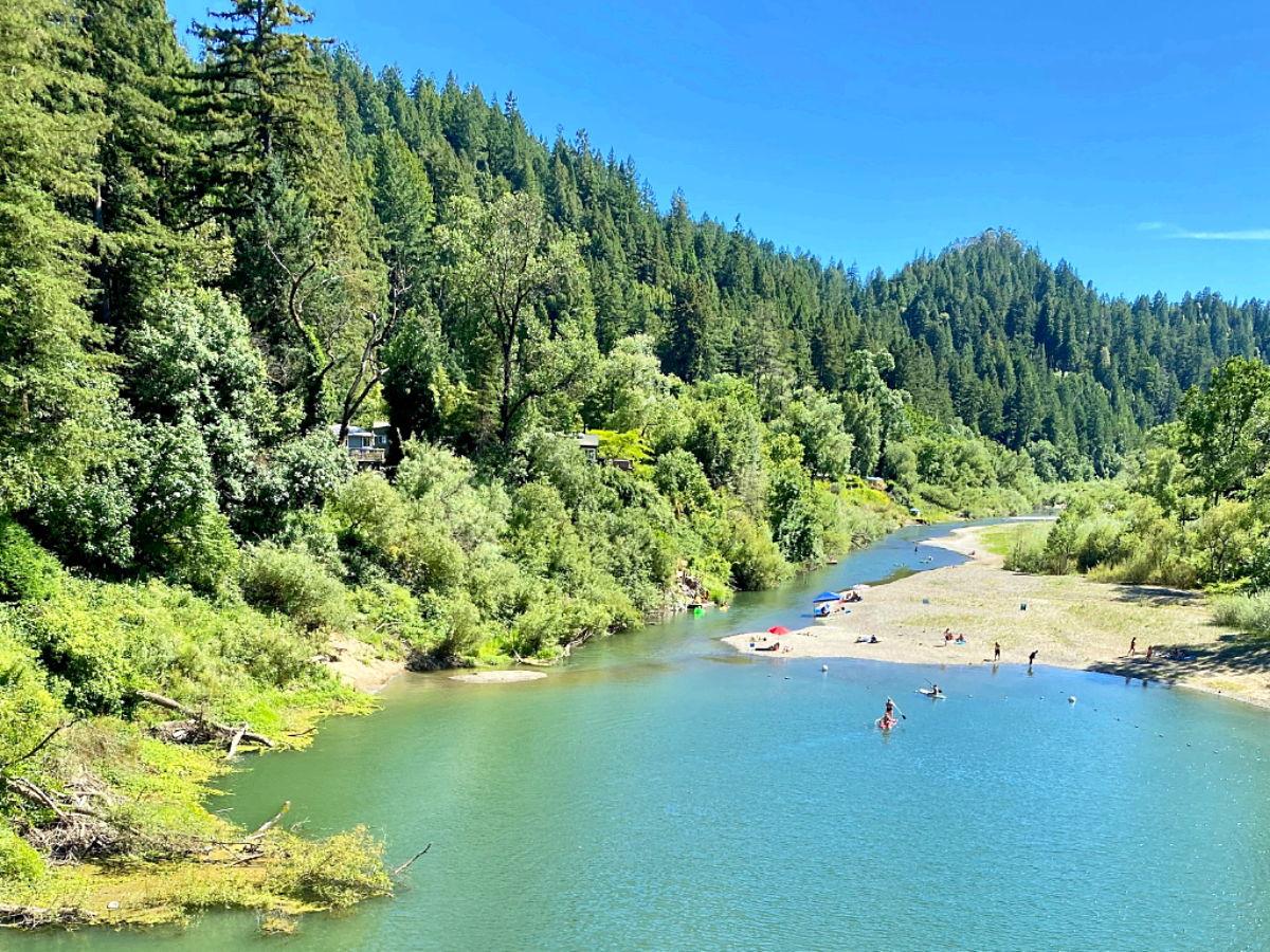 The Wedding Website of Sarah Thomas and Jason Jenichen