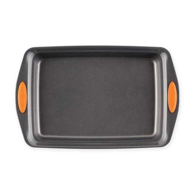 Rachael Ray™ Oven Lovin' Nonstick 9-Inch x 13-Inch Covered Cake Pan in Grey/Orange