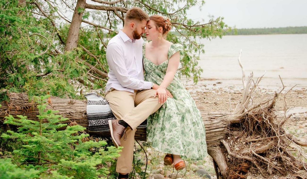 The Wedding Website of Alexandra Morgan and Caleb Hall