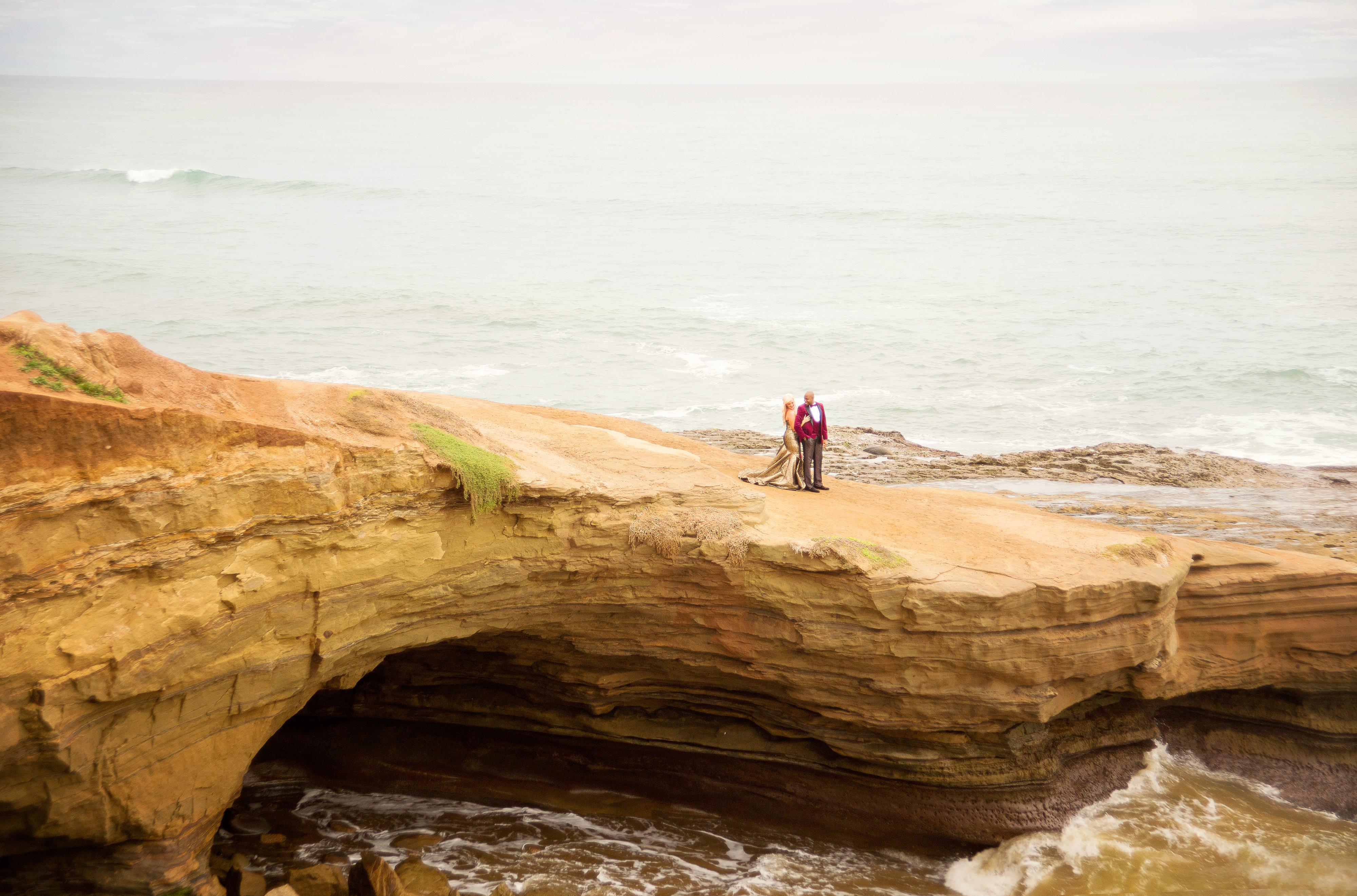 The Wedding Website of Lynzy Gowing and Jason Service