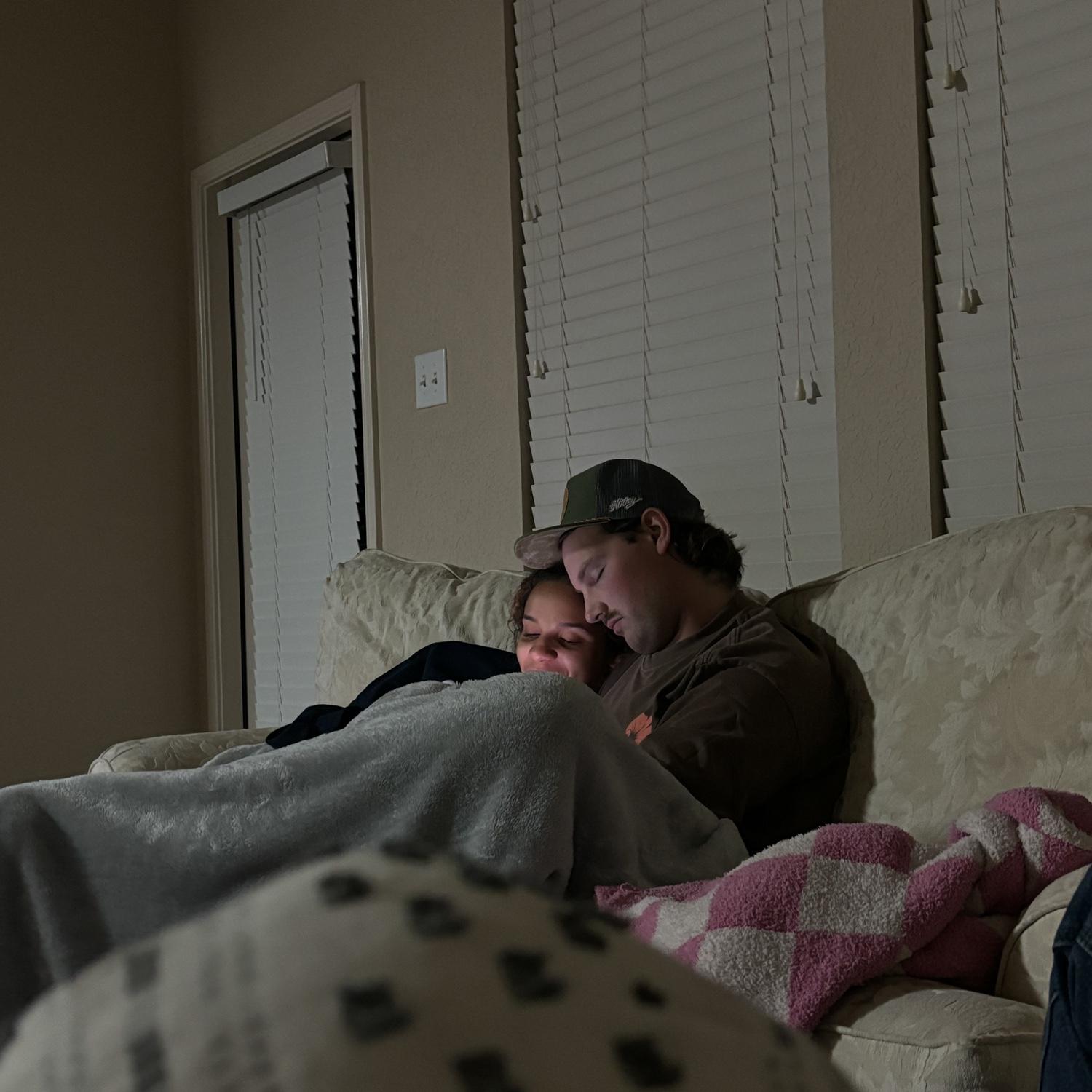 Jovi's roommates documenting us in the early stages of dating!!