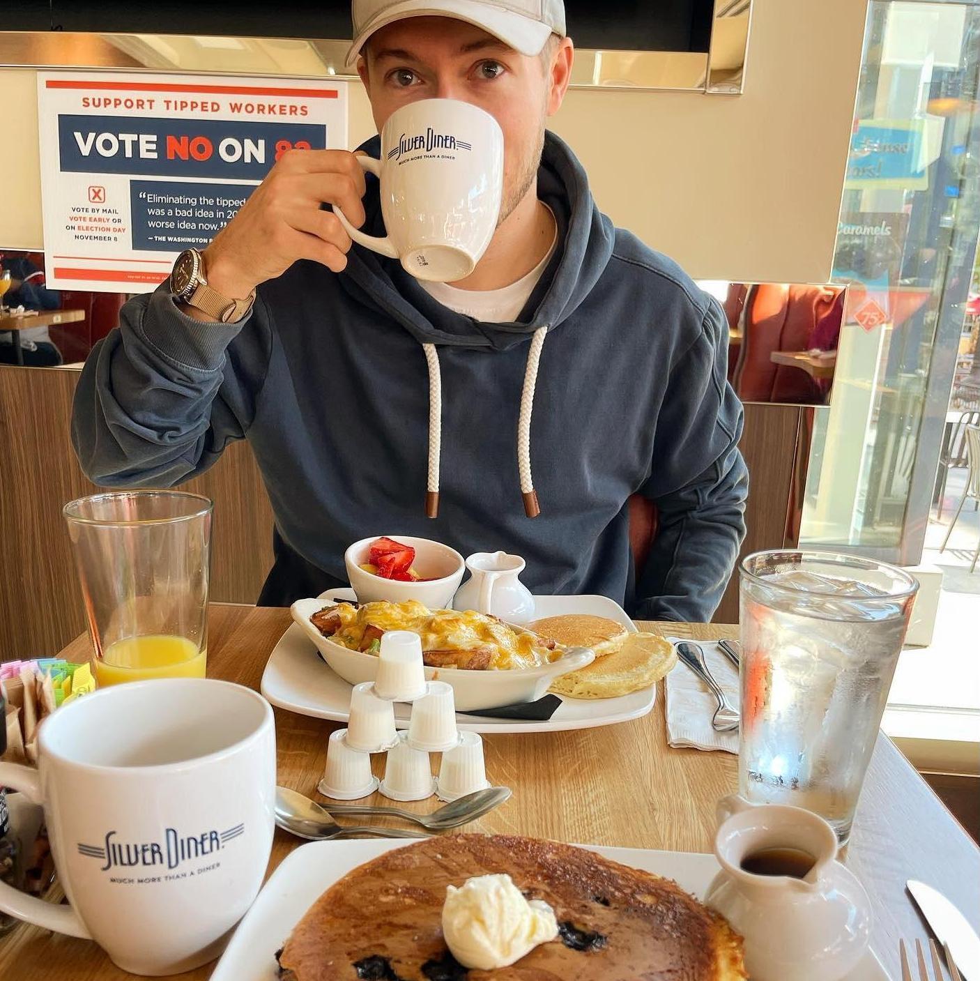 One of Katie & Mike's favorite breakfast spots in D.C. - Silver Diner