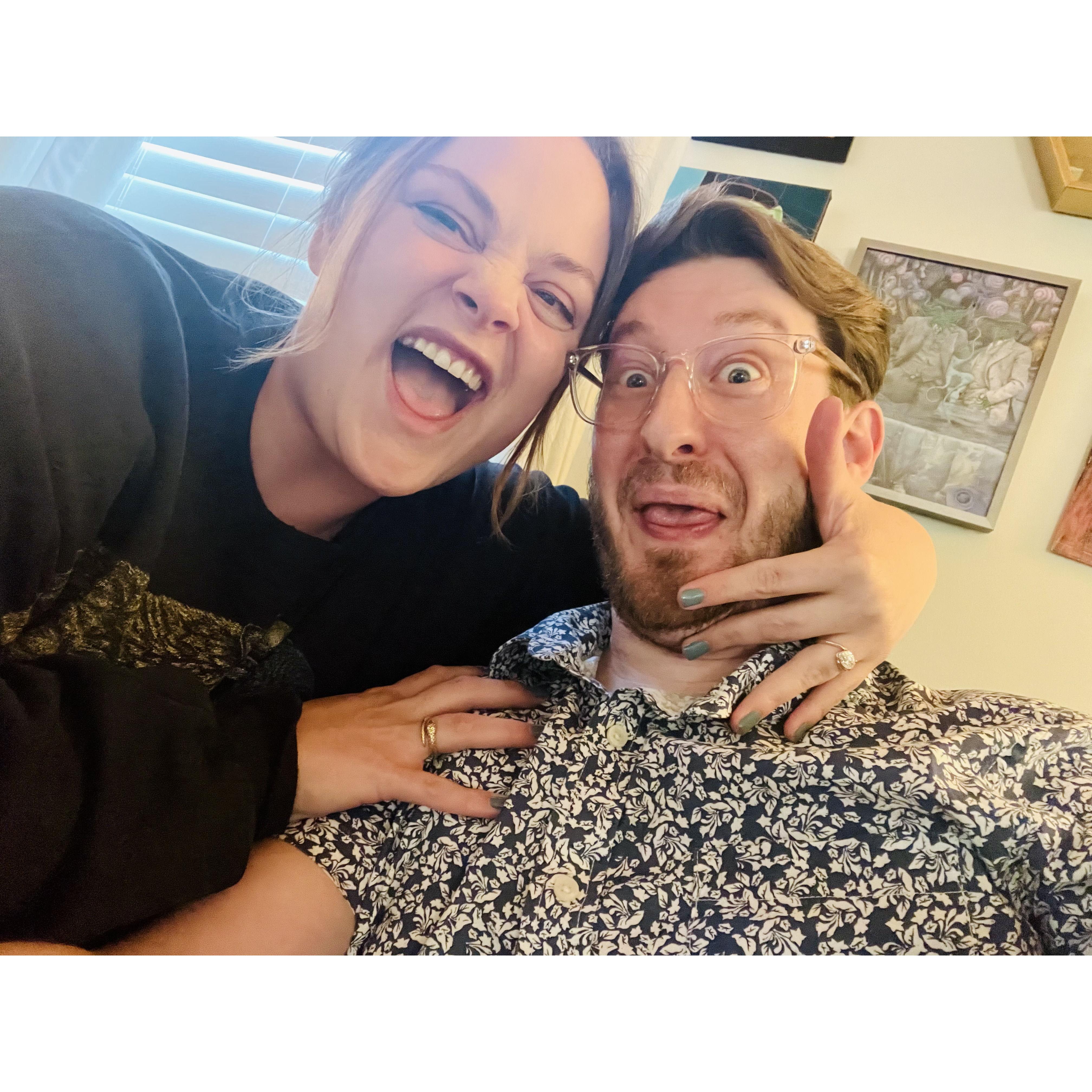 <3