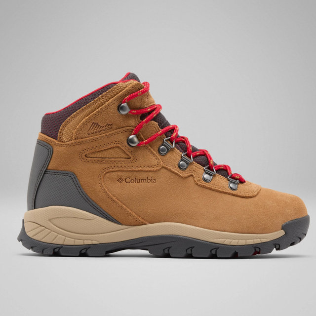 Women’s Newton Ridge Plus Waterproof Amped Hiking Boot - 7 Regular