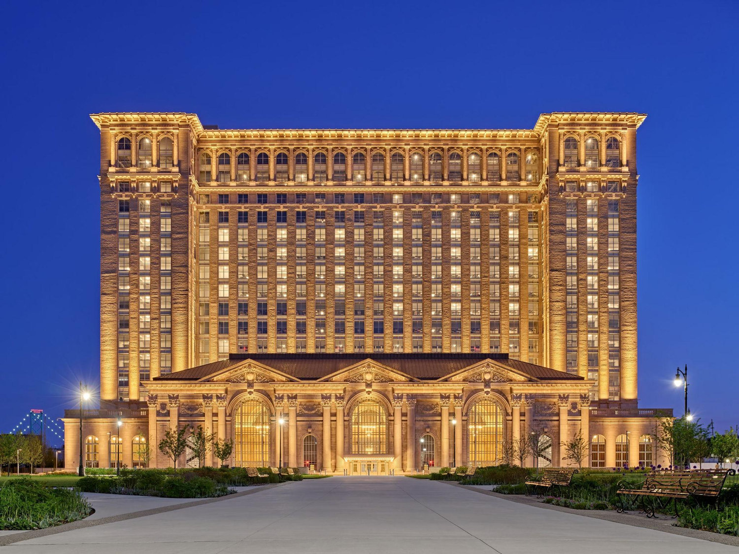 The Wedding Website of Yasmeen Kaddouh and Sam Elia