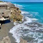 Blowing Rocks Preserve