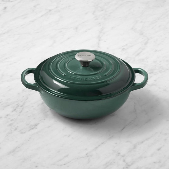 Le Creuset Enameled Cast Iron Signature French Oven, 2 1/2-Qt., Artichaut