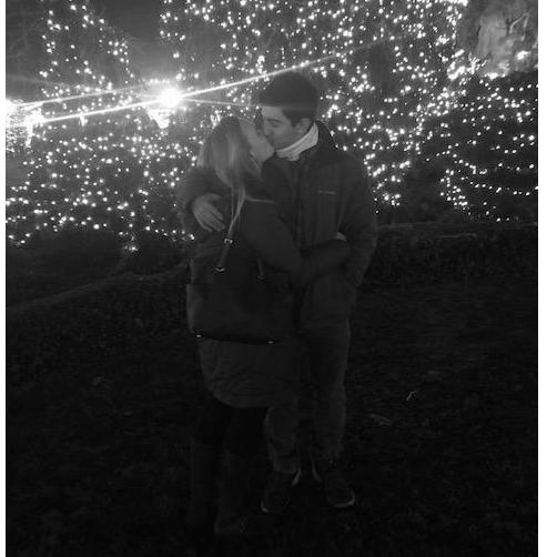 Tree lighting ceremony at Peddlers' Village