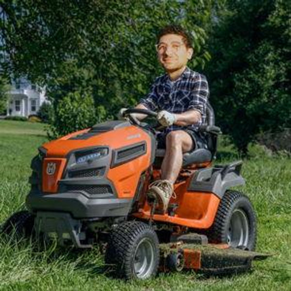 Ride on mower