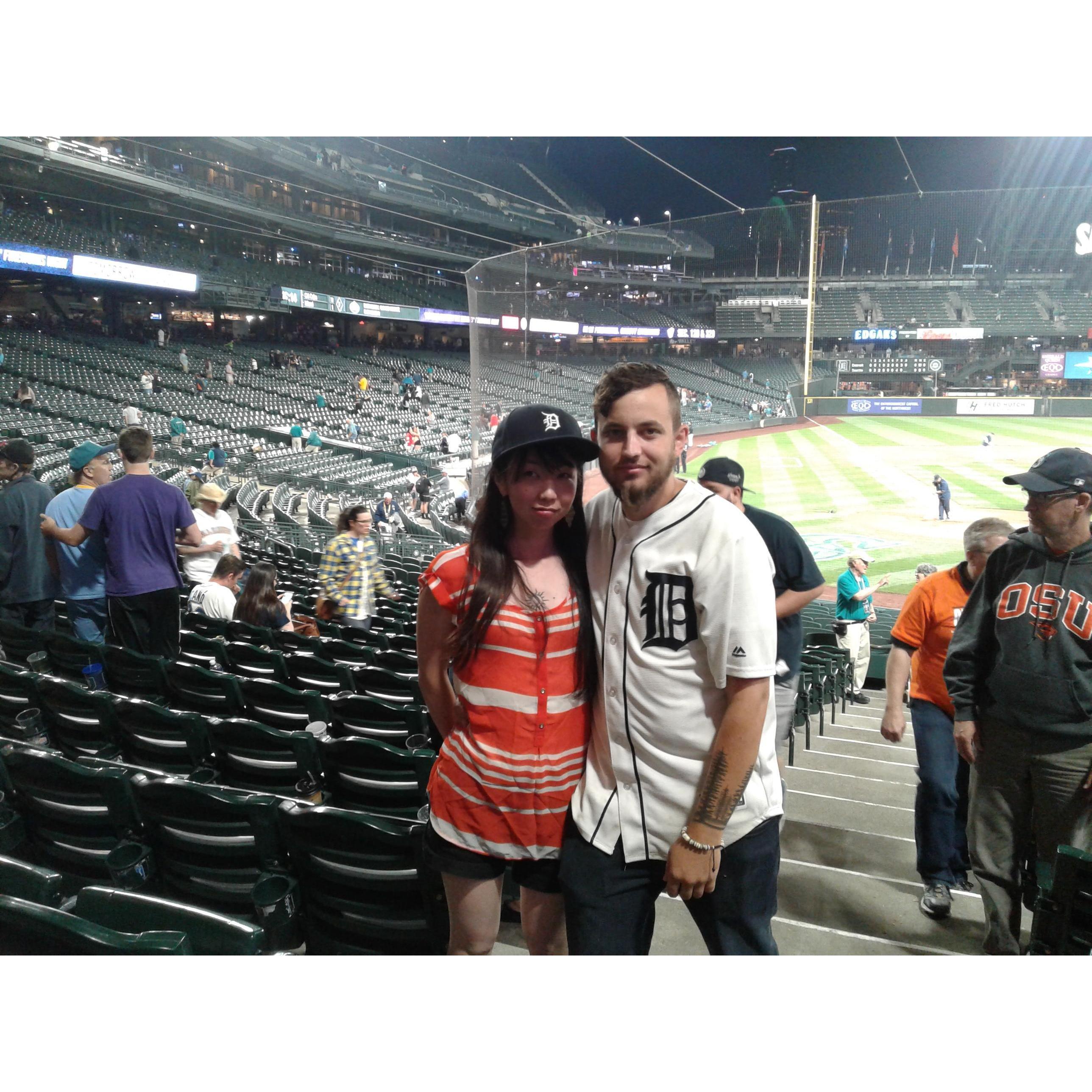 Akiko's first tigers game in Seattle.