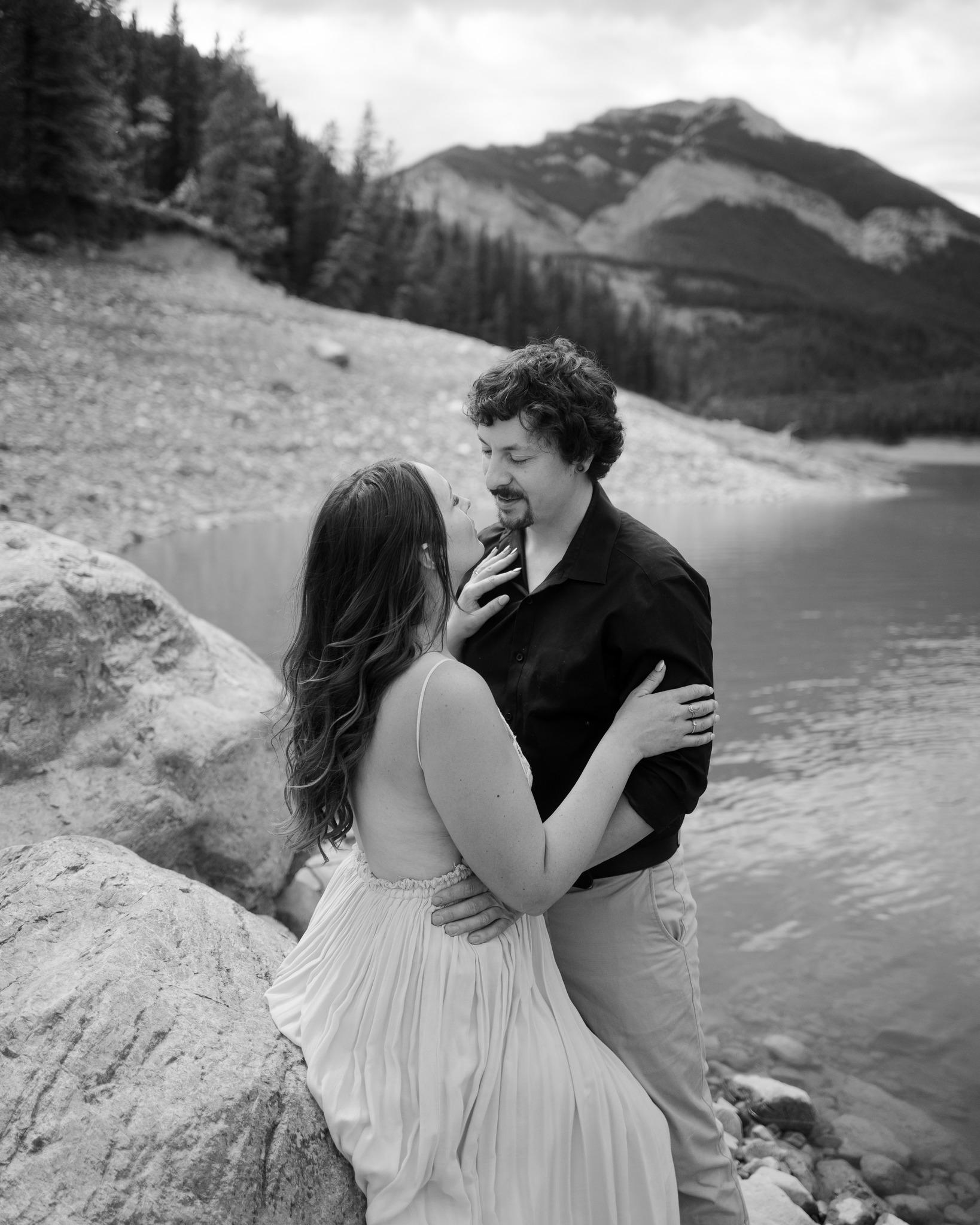 The Wedding Website of Aiyana Lauridsen and Rory Redwood