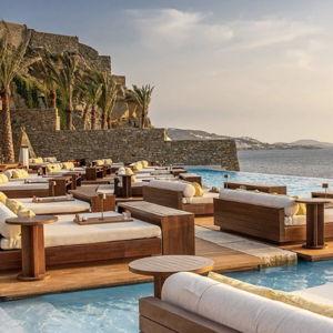 Mykonos Beach Club Daybeds & Bubbles