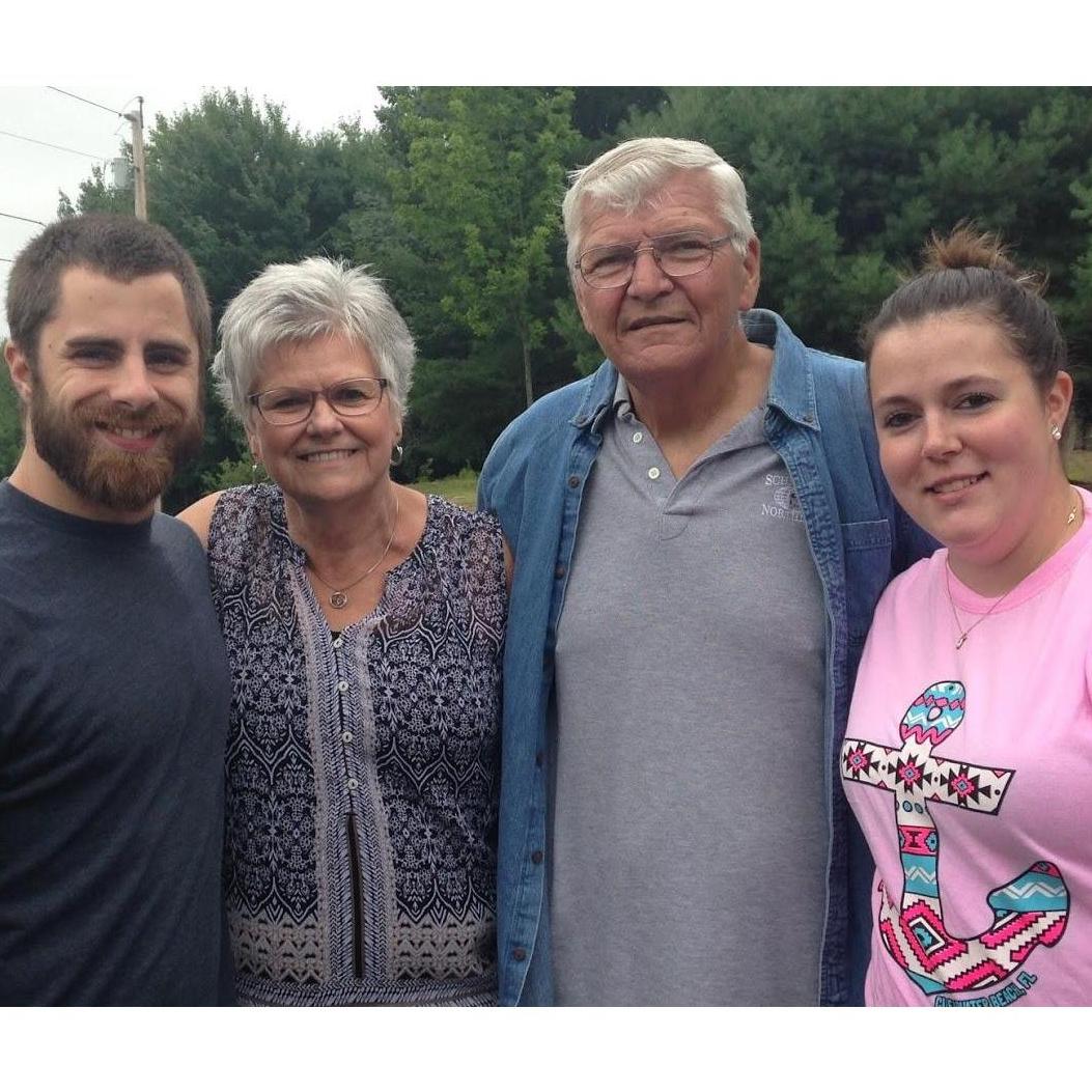 Aunt Joan and Uncle Phil's moving send off party