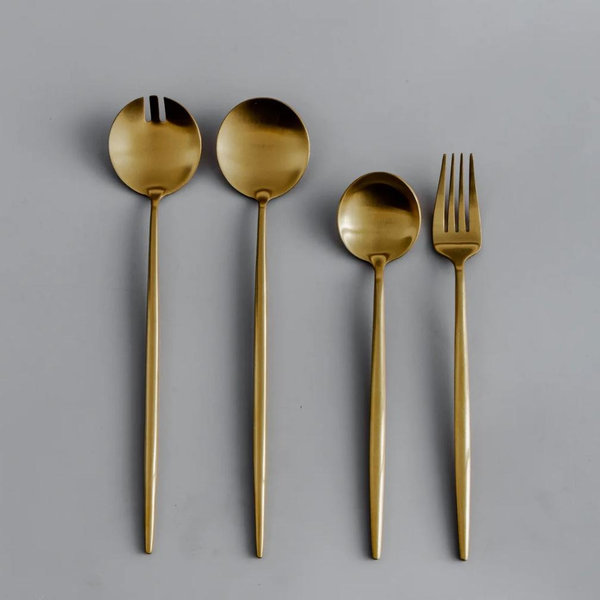 Gilded Serving Utensils & Salad Servers
