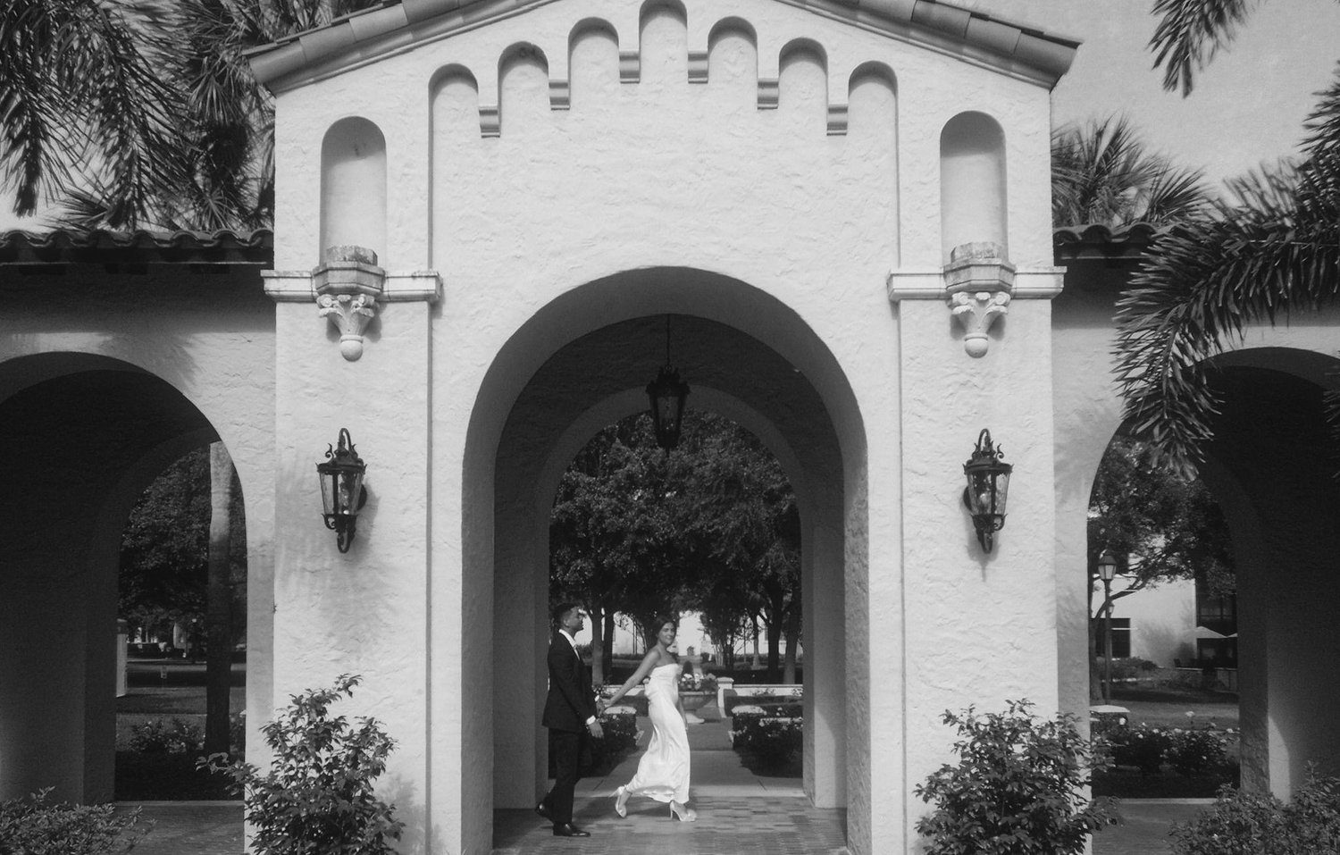 The Wedding Website of Daniela Sampayo and Joshua Smith
