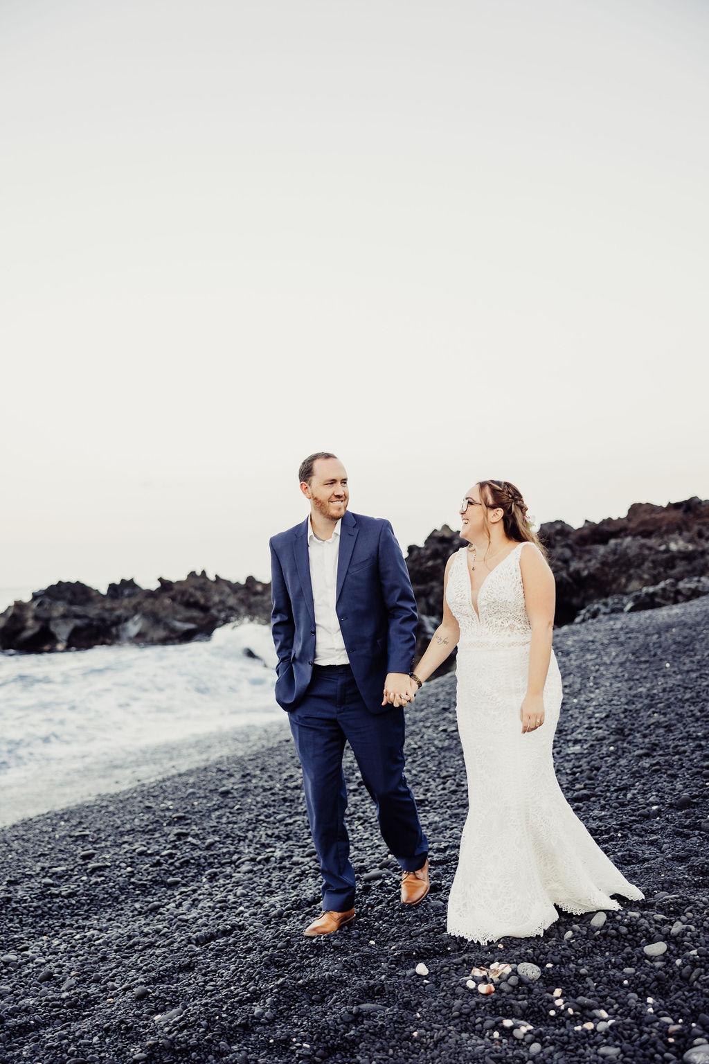 The Wedding Website of Sara Henderson and Keith Klaus