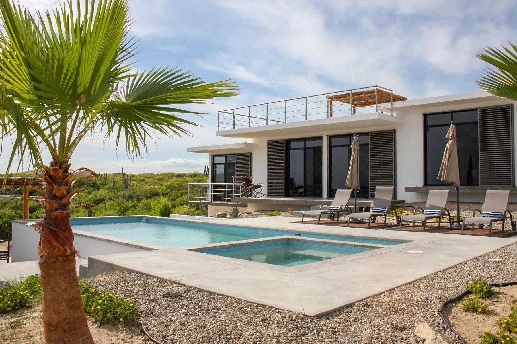 The Wedding Website of Ahalya Nalamothu and Jonathan Kerrutt