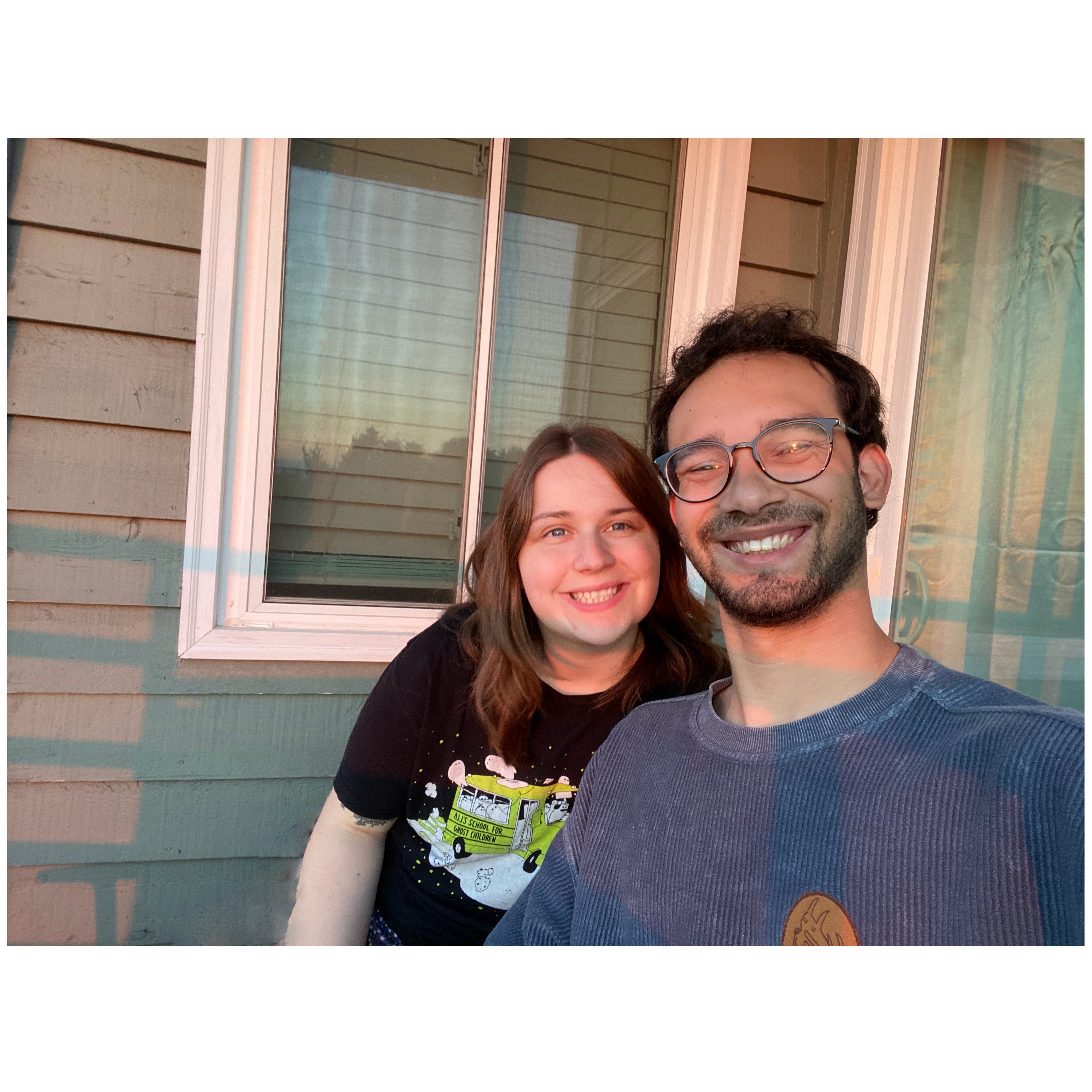 There is nothing like sharing the first light of a new day with the love of your life. - No hay nada como compartir la primera luz de un nuevo día con el amor de tu vida.