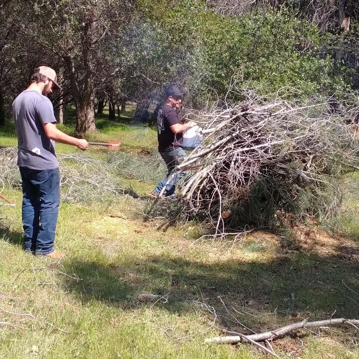 Dustin & Devin
Prepping For The Wedding - Our House
4.2022