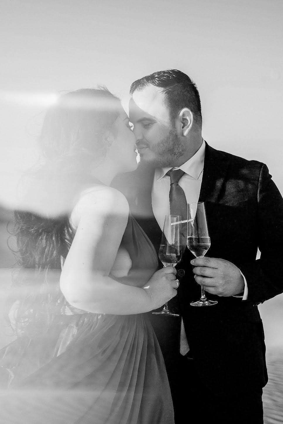 The Wedding Website of Gabriela Salinas and René Garza