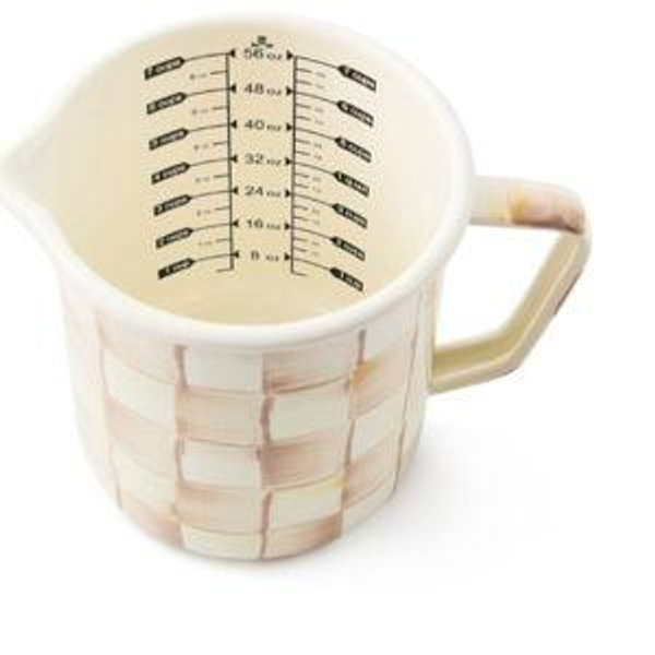 Rosy Check 7 Cup Measuring Cup