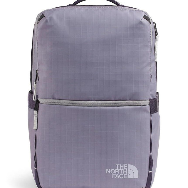 The North Face Base Camp Voyager Daypack, Transcendent Grey/Endless Dusk/High Rise Grey, One size