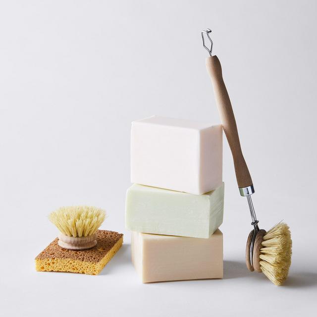 Vintage-Inspired French Dishwashing Giftbox