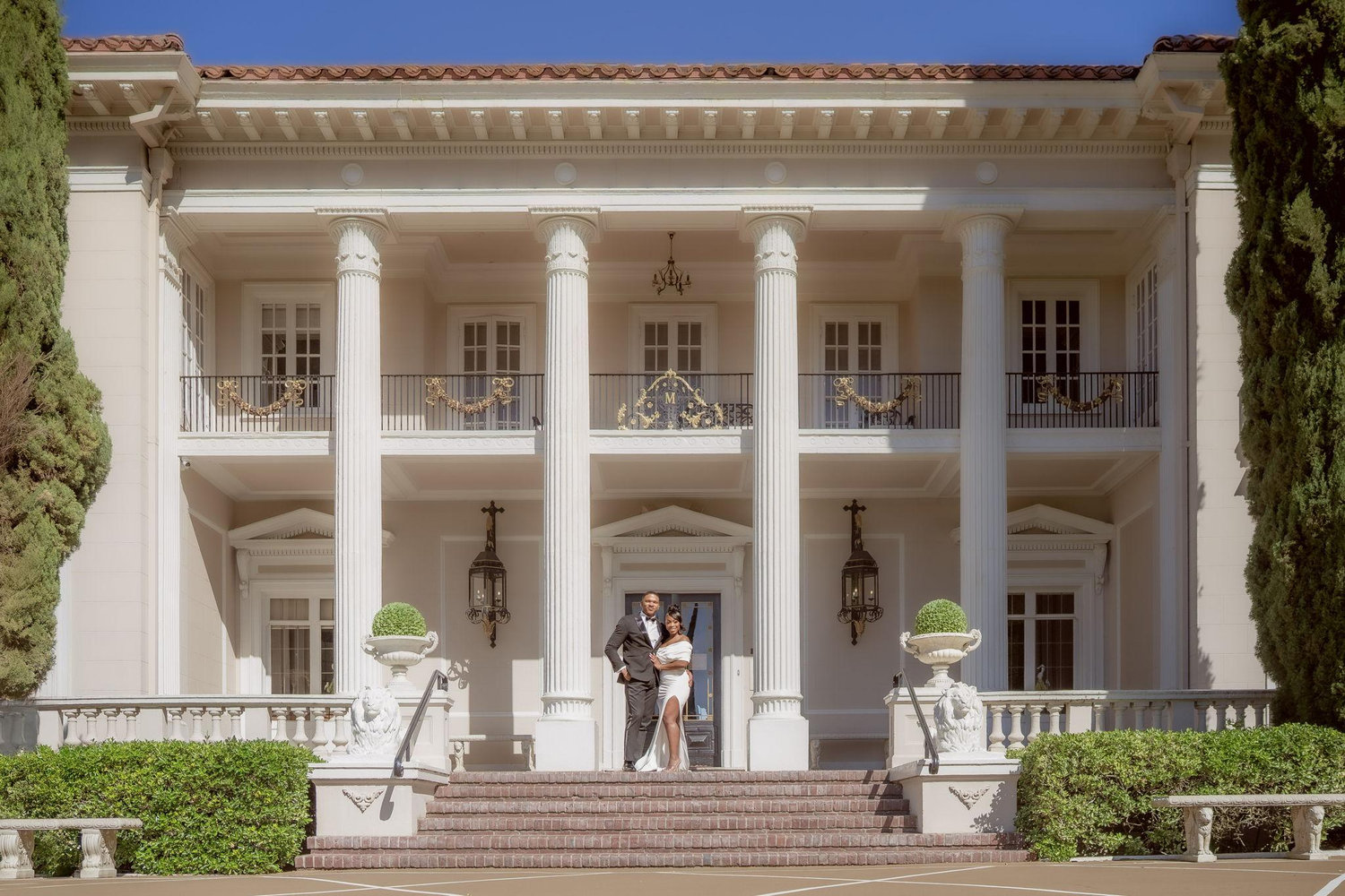 The Wedding Website of Trallonie "Nini" McKinney and Ellis Stephney