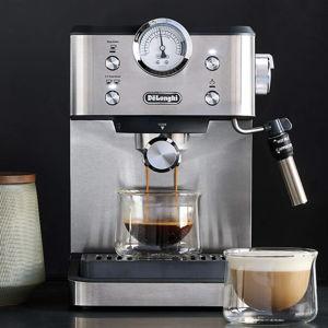 De'Longhi ® Classic Espresso Machine