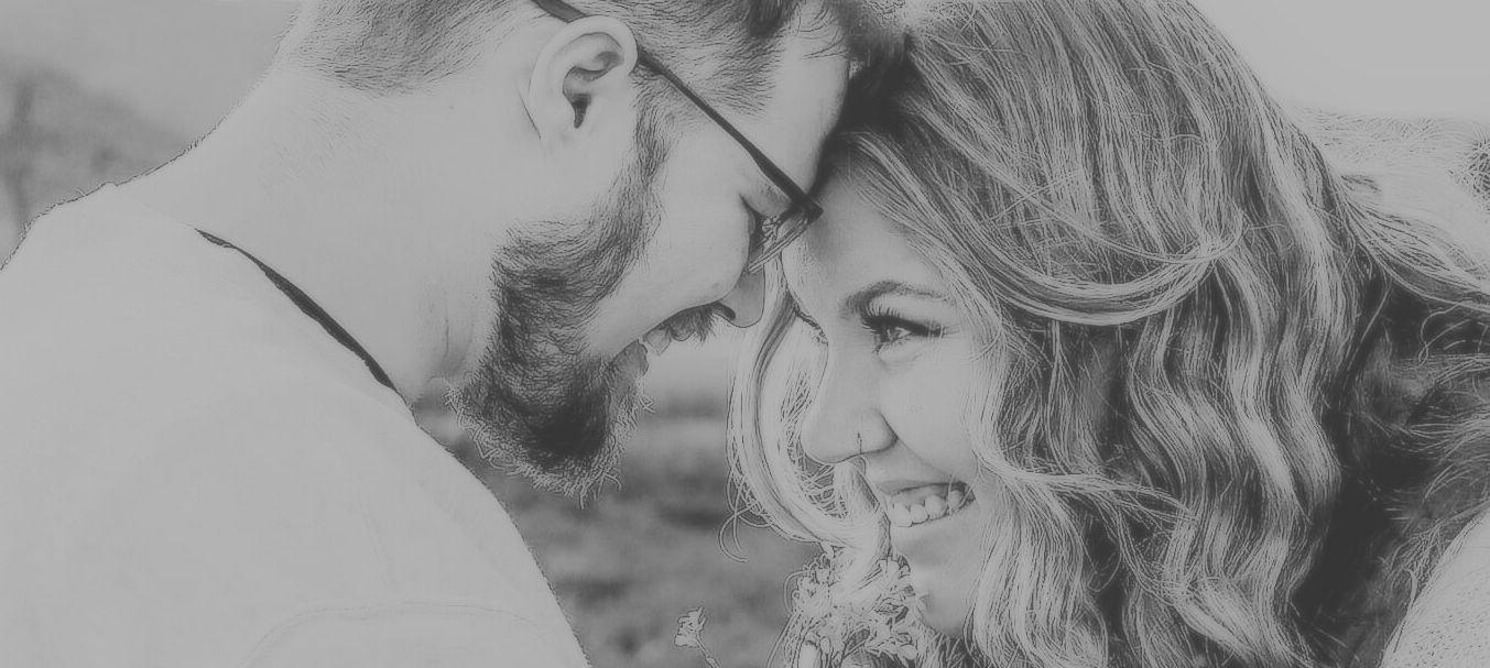 The Wedding Website of Jocelyn Moorhead and Ian Calbreath