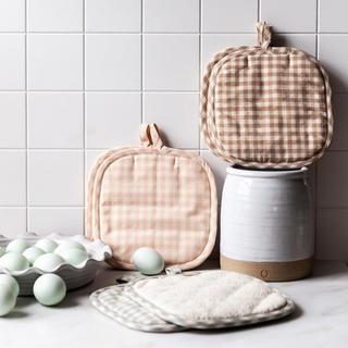 Petite Gingham Pot Holder, Set of 2