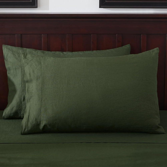 TOSMO Linen Pillowcase, 100% French Flax Stone Washed Pillowcases Envelope Closure, Set of 2, 2 Pillow Cases (Forest Green, Queen 20 x 30 inches)