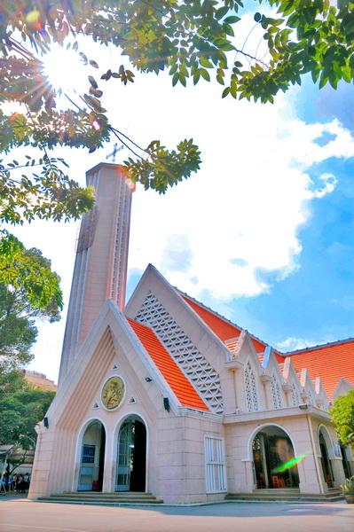 The Wedding Website of Nhung Do and Michael Merritt