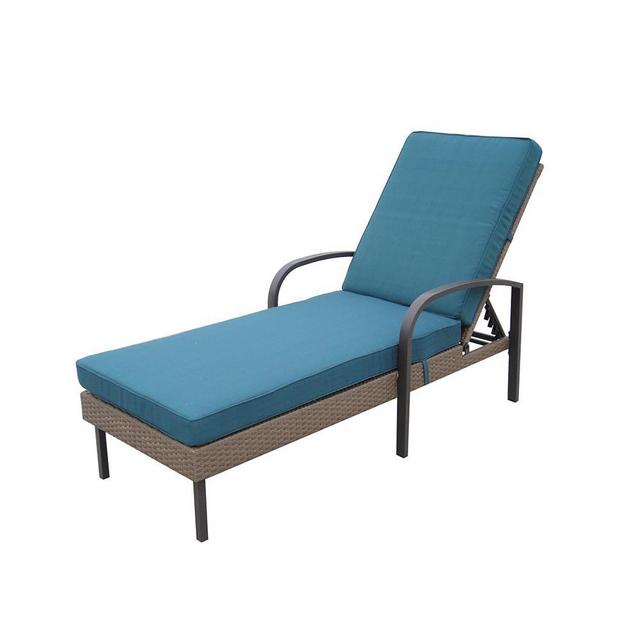 Corranade Wicker Chaise Lounge with Charleston Cushions