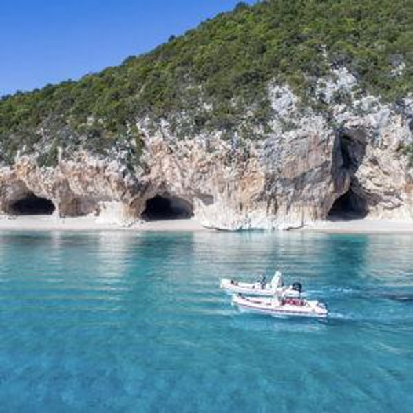 Dinghy Excursion in Sardinia, Italy