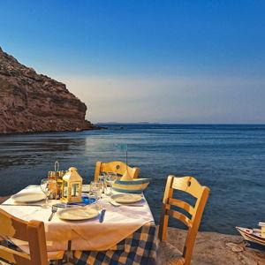 Honeymoon Fund: Coastal Dinner in Crete