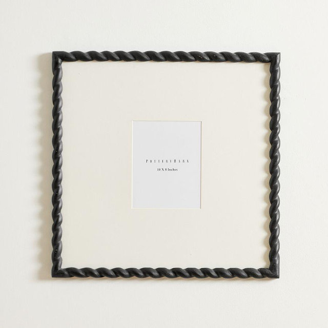 Newport Gallery Frame 25x25 Black