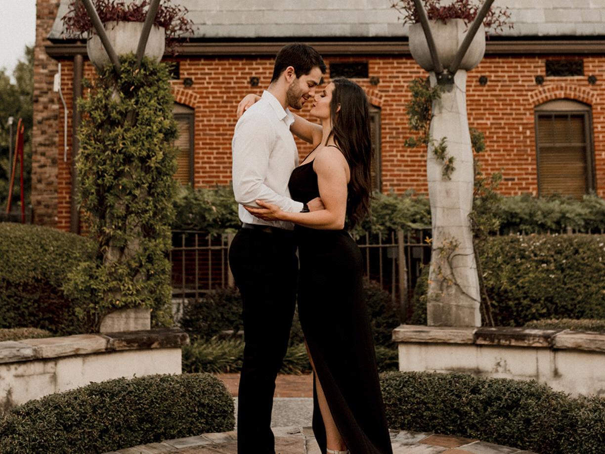 The Wedding Website of Miriam Horne and Collier Billingsley