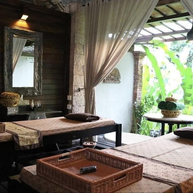 Couples Massage