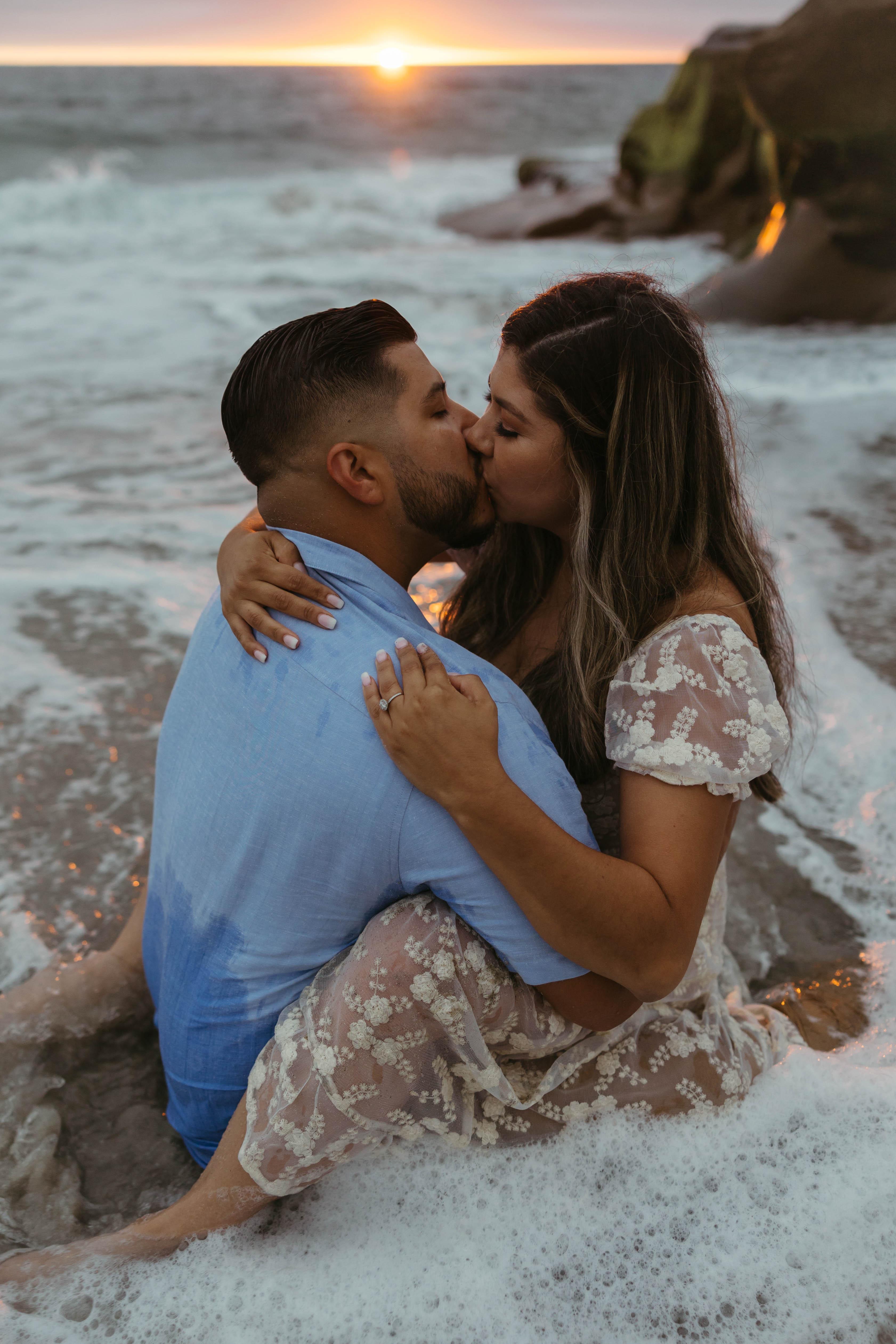 The Wedding Website of Elizabeth Flores and Abel Soto