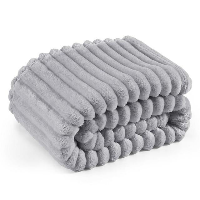 Bedsure Light Grey Fleece Blanket for Couch - Super Soft Cozy Blankets for Women, Cute Small Blanket for Girls, 50x70 Inches