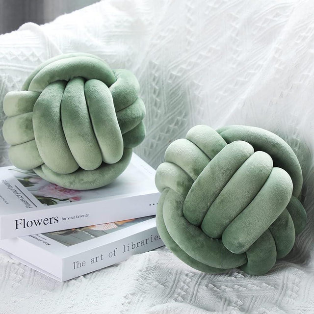 Namalu 2 Pieces Knot Ball Pillows Round Plush Aesthetic Cushion Pillows Soft Stress Relieving Cute Decorative Knotted Pillows for Kids Bed Sofa Bedroom Decor (Dark Green, 7.87 Inches)