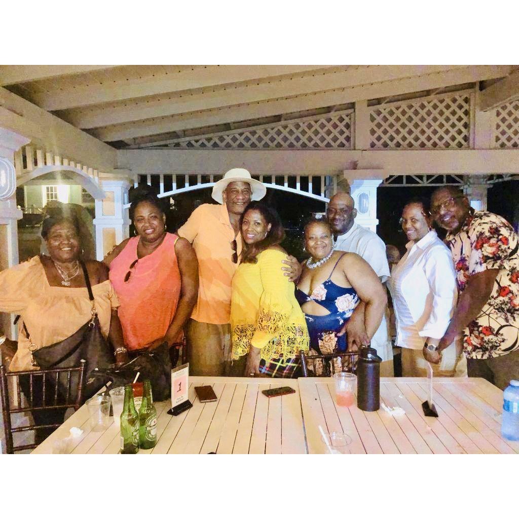 Priceless Moments with Love Ones "Bungalows On The Bay"