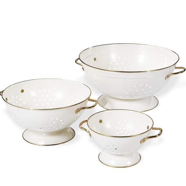 Metal Colander Set of 3, Strainer Basket with Handles perfect for Spaghetti, Pasta, Berry, Vegetable, Fruit, Solid Base Powder Coated Kitchen Essential Strainer Set, 1 & 3.5 & 5 Qt (Cream)